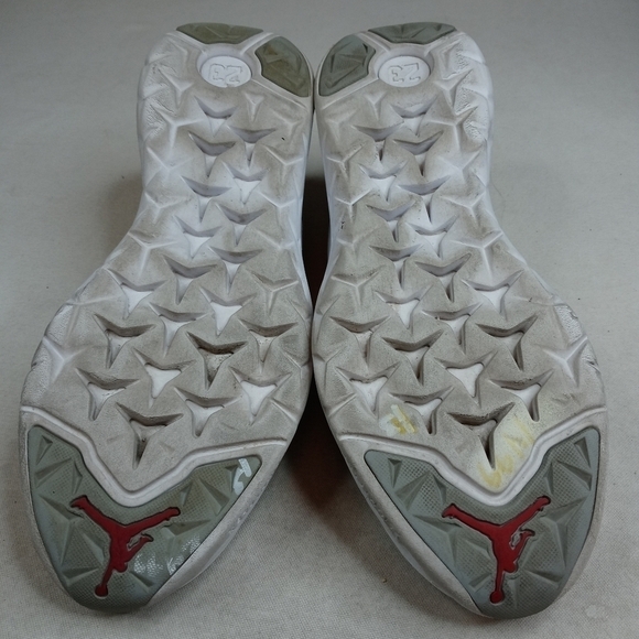 Nike Jordan Trainer. White 881463-008 Size 13. 318